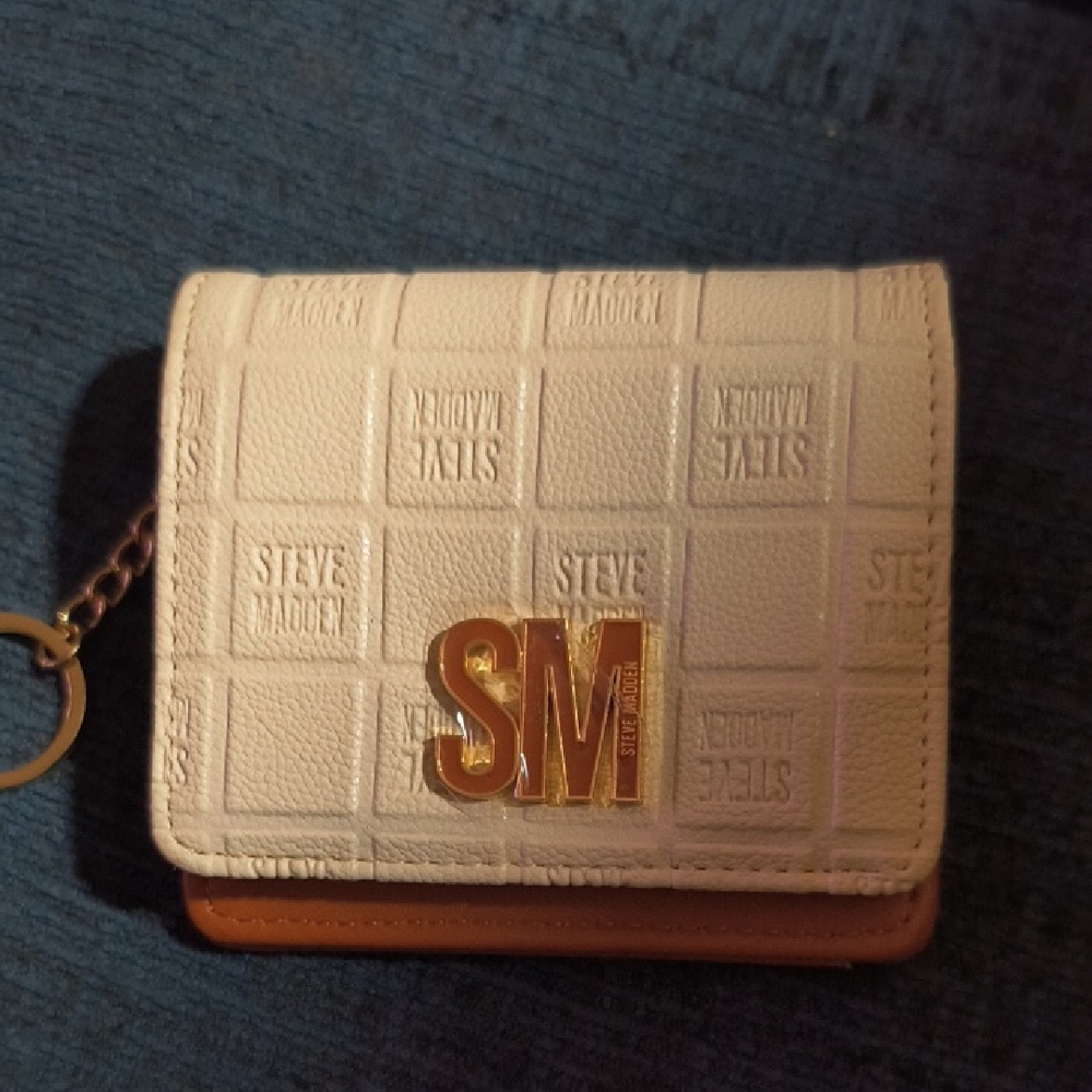 Steve Madden Cream and Brown Wallet